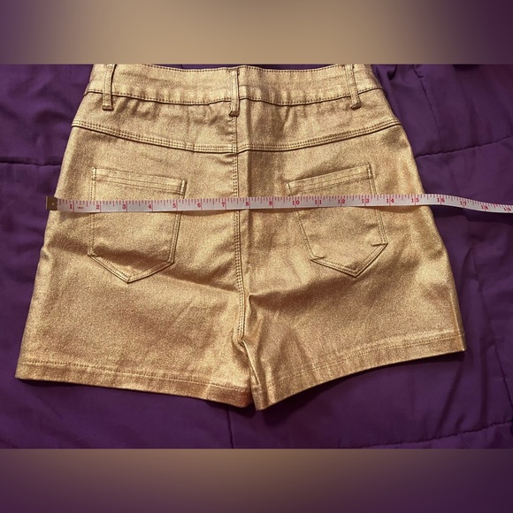 NWT Gold Stretchy Shorts - Picture 3 of 3